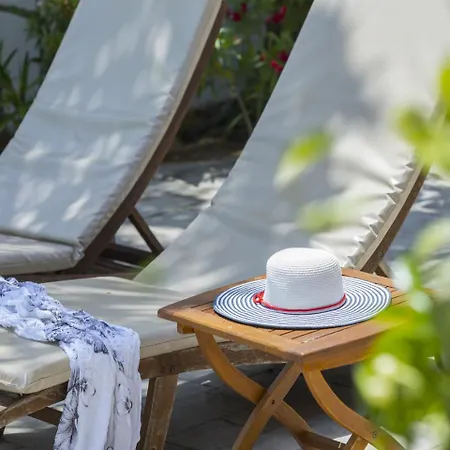 Villa Asteria By The Sea